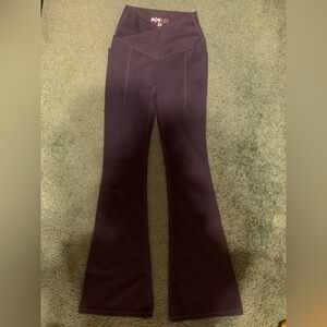Popflex Crisscross Hourglass Flare with pockets leggings XS